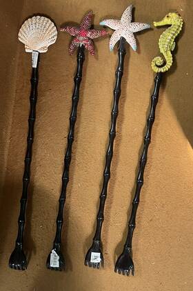 Cit Inc 603830070030 Hand Painted 18 Inch Back Scratcher Star Fish Sea Horse And Shell Lot Of 4