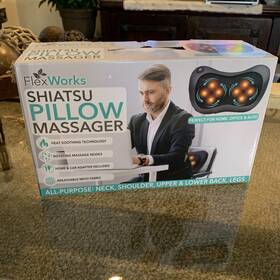 Flexworks 849813040144 Shiatsu Pillow Massager Wt Heat Deep Kneading Cushion Flex Home And Car Charger