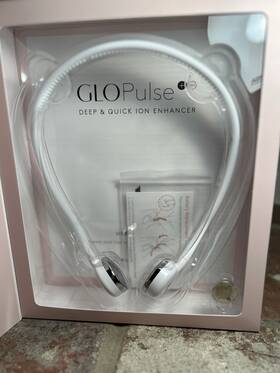 Georgia Louise Brands 060343640153 Glo Pulse Deep And Quick Ion Enhancer Galvanic Current Refine Pores Wrinkles