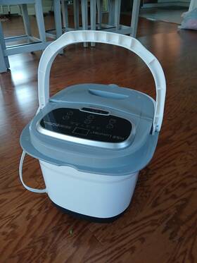 Fbd610 H & B Luxries H&b Luxuries Portable Foot Massager With Temp Control And Motorized Rollers
