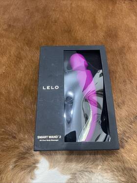 Lelo 350075028458 - Smart Wand Medium 2 Deep Rose Massager Damaged Box