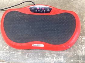 Medic Therapeutics 886678444205 Vibrating Fitness Platform Red Powerful Workout Massage Abs