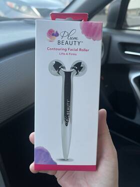 8805t Plum Beauty Contouring Facial Roller Lifts And Firms Reduces Puffiness Skin Care