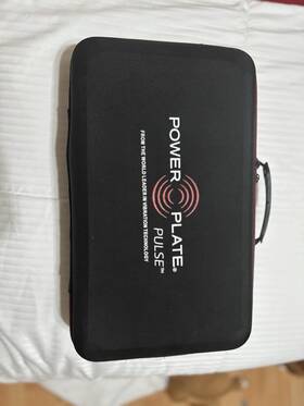 Power Plate 860004458432 Pulse Massage Gun Deep Tissue With 6 Heads Carry Case New