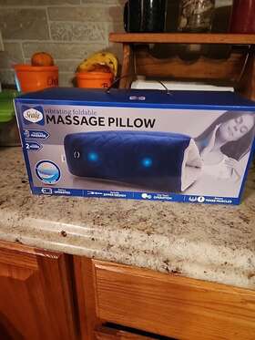 Sealy 805112115617 Massage Pillow Vibrating Foldable Battery Operated Extra Soft Handsfree B3