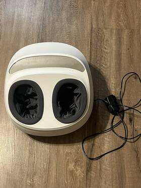 1013247 Sharper Image Shiatsu Foot Massager White Lightly Used Near Mint