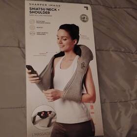 1013572 Sharper Image Shiatsu Neck And Shoulder Deep Rolling Massage With Heat