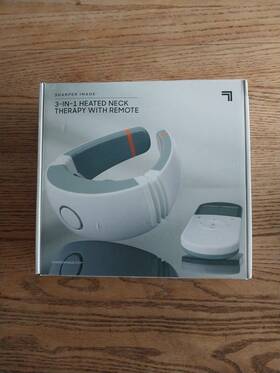 Sharper Image 854284008487 3-in-1 Heated Neck Therapy With Remote By - Msrp 148 Euc Tested