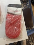 New Slumber Parties Love Mitten Pleasureable Shower Bath Massager Pink. Fixed Price $20.00.