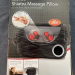 Homedics Ultra Plush Shiatsu Massage Pillow. Fixed Price $34.33.