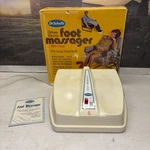 Dr Scholls Deluxe Electric Foot Massager No. 413X With Heat Vintage Ivory Works. Fixed Price $23.00.