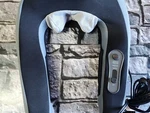 Homedics Shiatsu Neck Massager With Vibration And Soothing Heat NMS-350. Fixed Price $10.00.