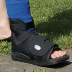 Darco Slimline Cast Boot Shoe Black Square Toe Size Post-op Medical. Fixed Price $22.05.