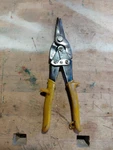 Vintage Wiss Tin Snips M3 Yellow Handle Straight Cut Made Usa Good Condition. Fixed Price $8.99.