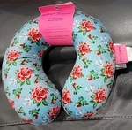 Betsey Johnson Flight Travel Neck Pillow Blue Red Roses Flowers Nwt. Fixed Price $31.15.