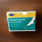 Vintage 3 Dr. Soap Soak Instant Foot Bath Packets Box. Fixed Price $18.00.