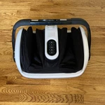 Cloud Shiatsu Foot Massager W/heat Deep Kneading Pain Relief Untested. Fixed Price $48.00.