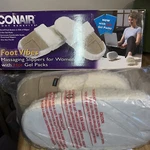 Conair Body Benefits Foot Vibes Massaging Slippers With Hot Gel Packs Women Nib. Fixed Price $12.95.