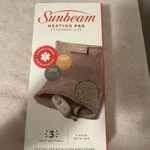 Sunbeam Electric Heating Pad Standard Size 3 Settings. Fixed Price $10.00.