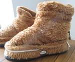 Health Meter Massaging Boots Brown Faux Fur Sz 5-7 HM2150 Foot Massager. Fixed Price $19.97.