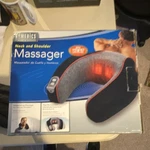 Homedics Heated Neck & Shoulder Massager Gray Black Flex Fit NMSQ-200J-2. Fixed Price $18.00.