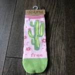 Karma Ankle Socks Nwt Cactus Free Hugs Womens Osfm. Fixed Price $6.00.