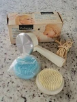Pollenex HM-43 Rare Vintage 2 Speed Electric Hairbrush & Scalp Massager. Fixed Price $23.98.