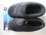Isotoner Women's 7.5-8 Cozy Terry Hoodback Clog Slipper With Soft Memory Foam. Fixed Price $12.50.