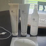 Skin Renuspa Io Cordless Handheld Body Massager Usb Charging W/gel & Mist. Fixed Price $200.00.