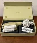 Vintage Norelco Hair Untangler Head Massager Brushes HP-4416 Treats Dandruff. Fixed Price $19.95.